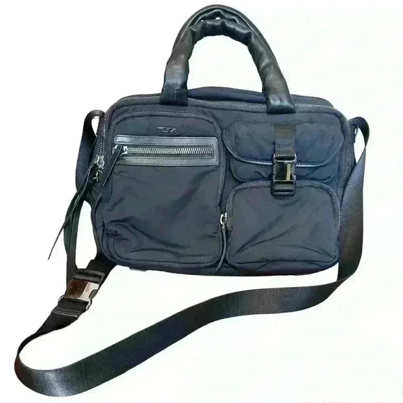 Tumi Voyageur Cassidy Satchel in Dark Navy Luggage Sleeve Dark Silver Hardware - Picture 1 of 16